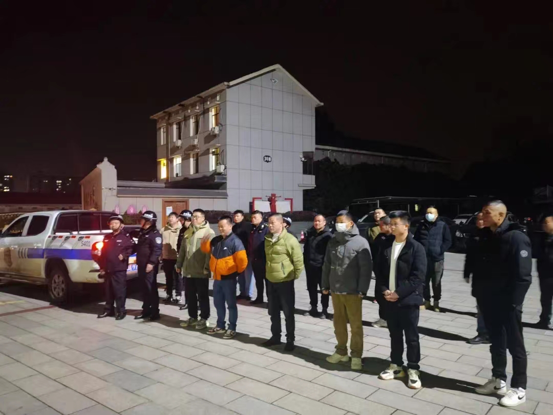 跳马镇：联合行动整治电动自行车违规行为，为居民安全保驾护航